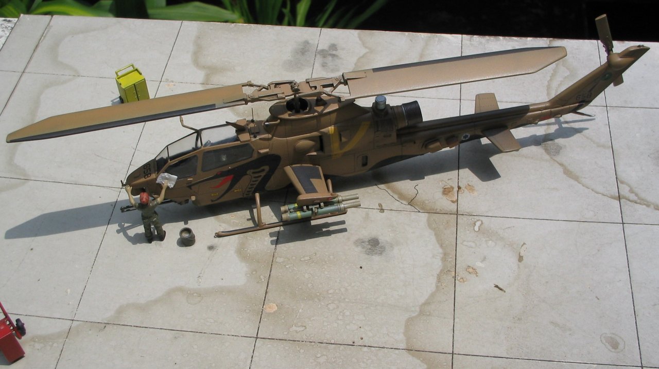 kit_air_pictures/ah1s_04b.jpg