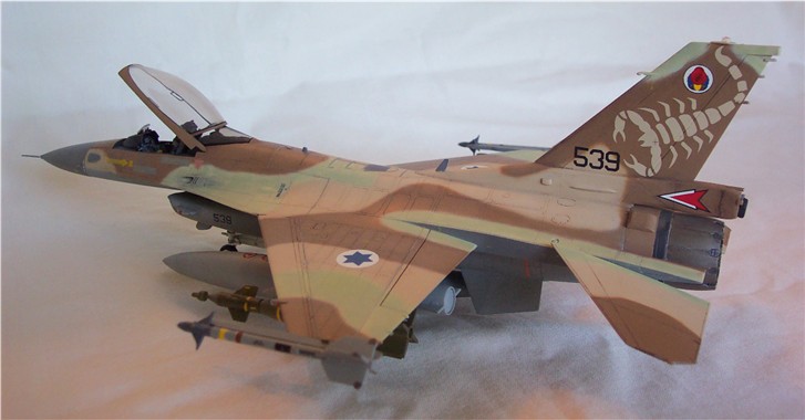 kit_air_pictures/f16_05b.jpg