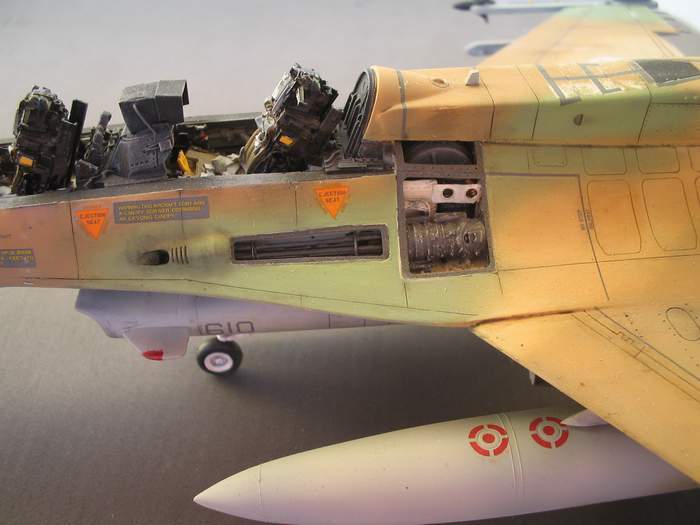 kit_air_pictures/f16_14l.jpg