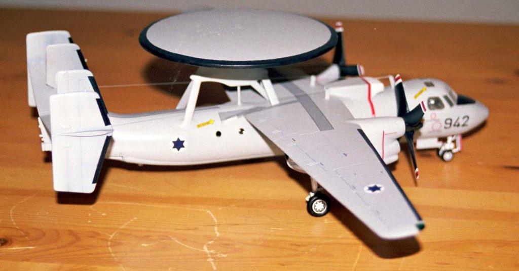 kit_air_pictures/hawkeye01e.jpg