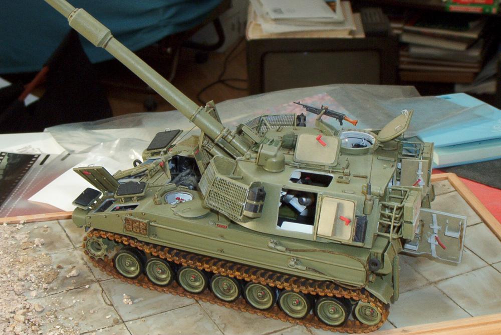 M109