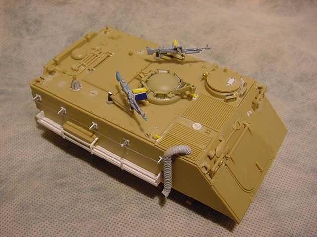 kit_veh_pictures/m113_06m.jpg