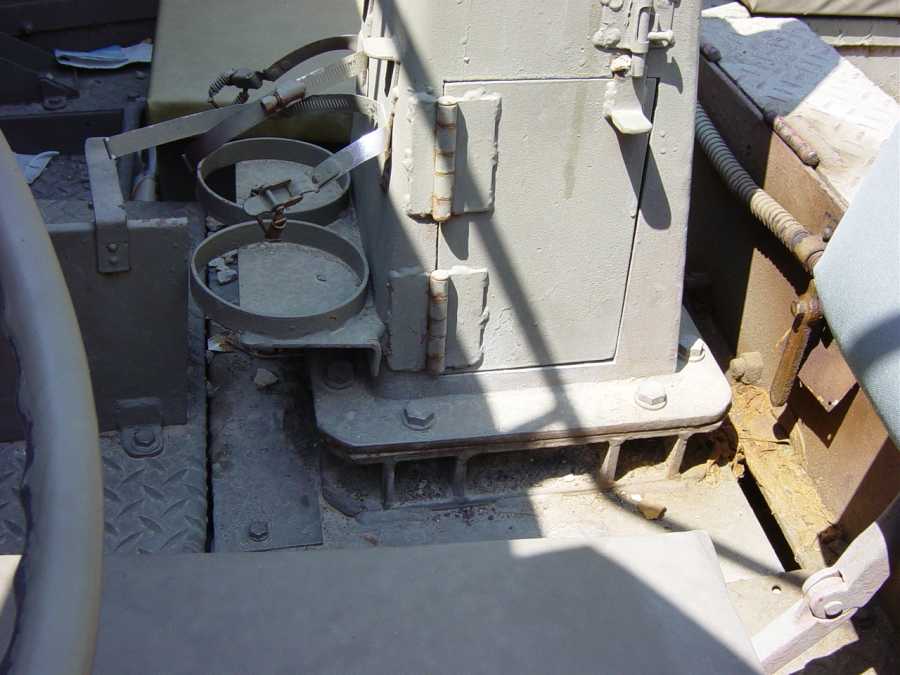 latrun_pictures/kaufman/halftracks/dsc00250.jpg