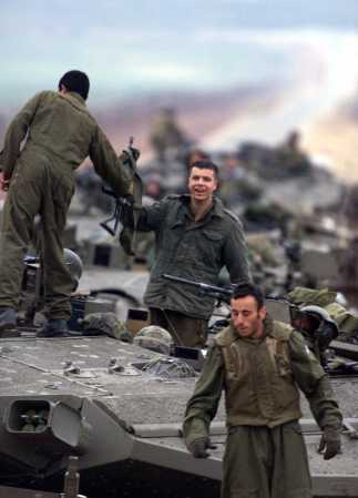 lebanon_pictures/capt_mideast_israel_lebanon_kv4.jpg