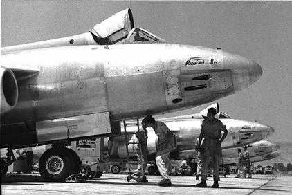 ref_air_pictures/vautour/wwwm7708.jpg