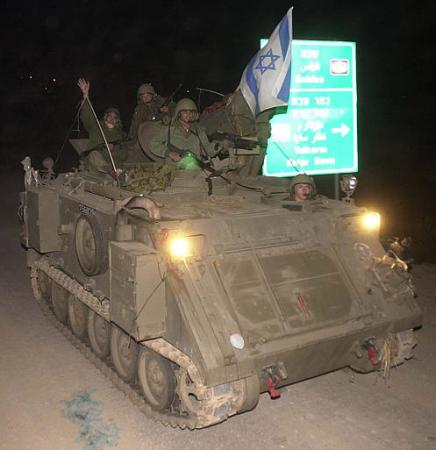 ref_veh_pictures/m113/m113_34.jpg